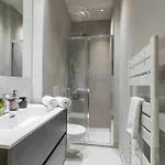 Refined & Cozy 1 Bedroom Downtown