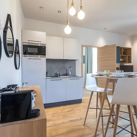 Refined & Cozy 1 Bedroom Downtown * Ницца