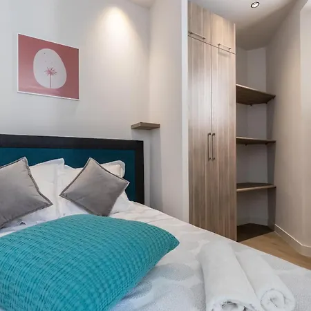 Апартаменты Refined & Cozy 1 Bedroom Downtown *