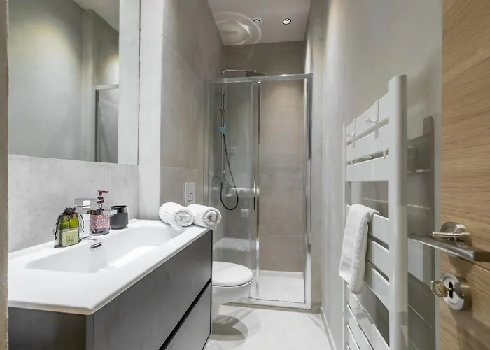 Refined & Cozy 1 Bedroom Downtown