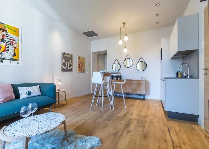 Apartamento Refined & Cozy 1 Bedroom Downtown Niza
