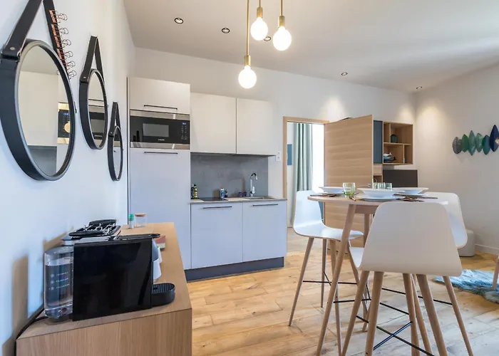 Refined & Cozy 1 Bedroom Downtown * Niza