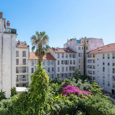 Refined & Cozy 1 Bedroom Downtown